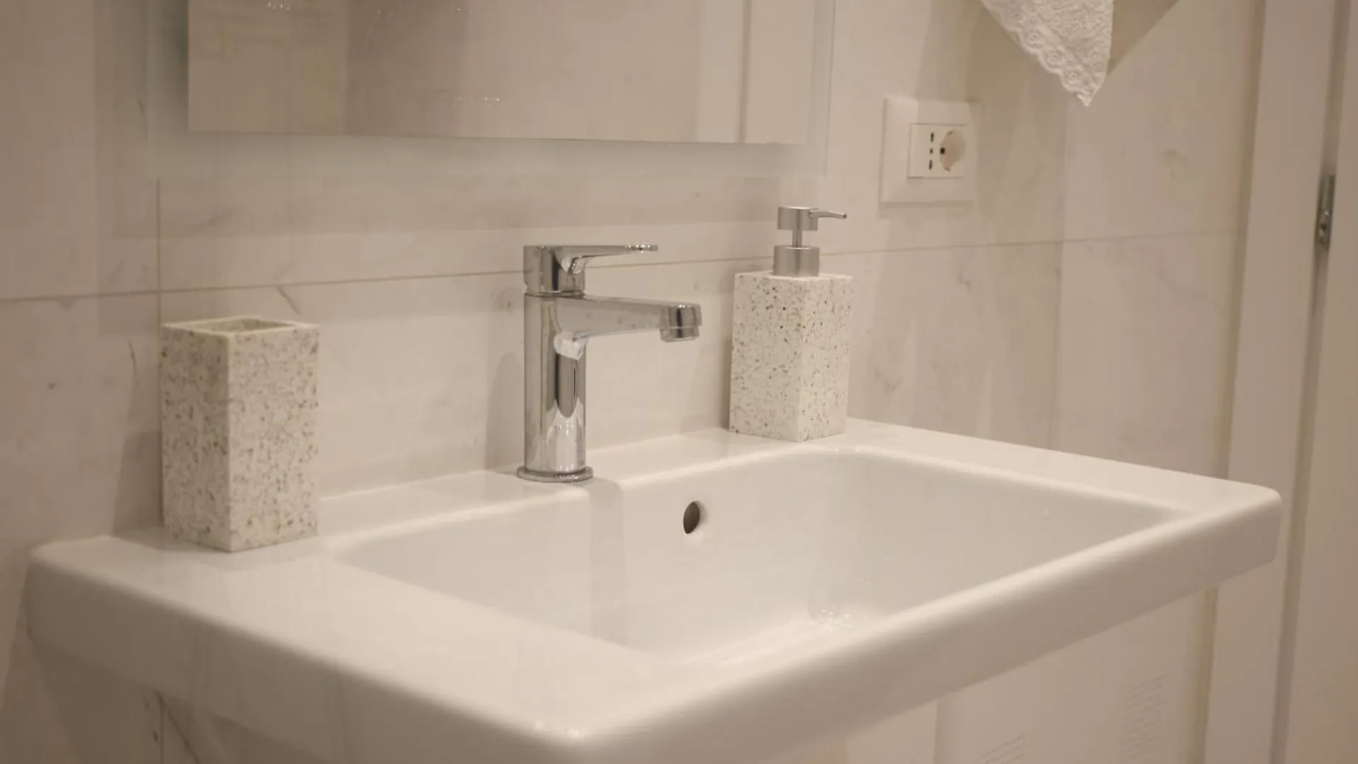Elegant Apartment Near Wilson Square Tirana Albania
